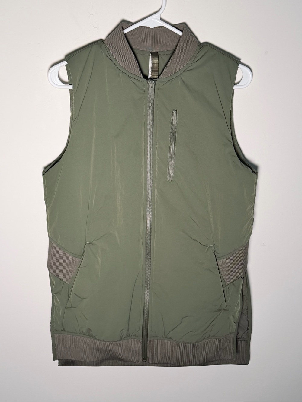 lululemon athletica Insultaed Bomber Vest Zip-Front Women's Vest Green - Picture 6 of 12